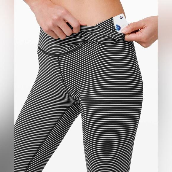 Lululemon Wunder Under Crop High-Rise*Full-On Luxtreme 21" Hype Stripe Size 12 - Picture 12 of 14
